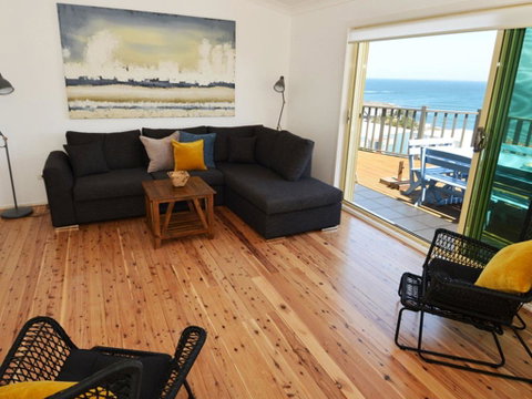 Sunset At Seven - Yamba Accommodation 0