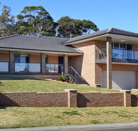 Sunset over Neptune - pet friendly 5 min to beach - Yamba Accommodation