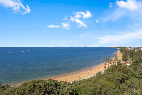Sunset Sails Redcliffe - Yamba Accommodation 0