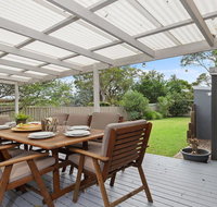 Sunshine Dazed - walk to shops and cafes