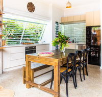 Sunworship Villas 3 and 4 - Yamba Accommodation