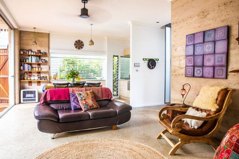 Sunworship Villas 3 And 4 - Yamba Accommodation 1