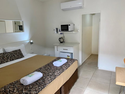 Surf Beach Motel Coffs - Yamba Accommodation 1
