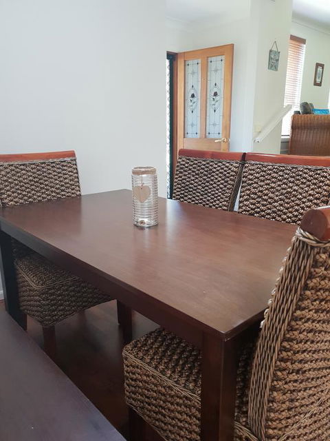 Surf Beach On Eric - Yamba Accommodation 2