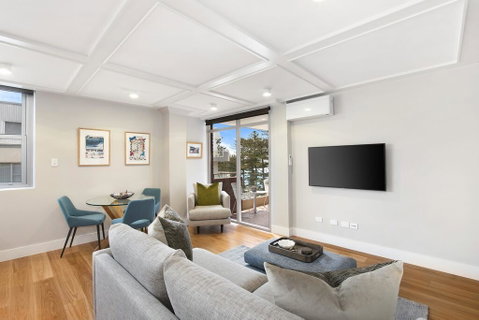 Surfways Executive Apartment At Manly Beach - Yamba Accommodation 1