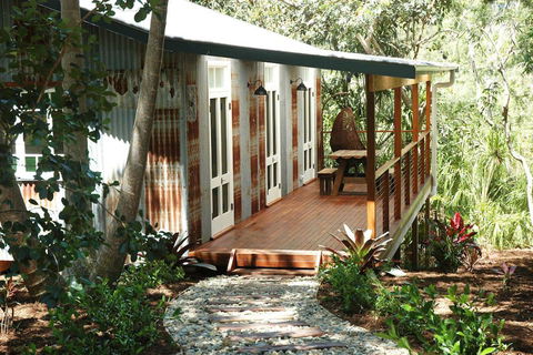 Sweet Love - Byron Bay Hinterland - Yamba Accommodation 0
