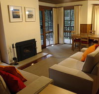 Tall Trees Retreat - Yamba Accommodation