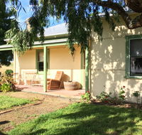 Tarndwarncoort - Farmer's Cottage - Yamba Accommodation