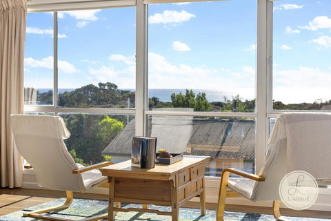 TASSIE SEASIDE SERENITY - L'Abode Accommodation - Yamba Accommodation 2