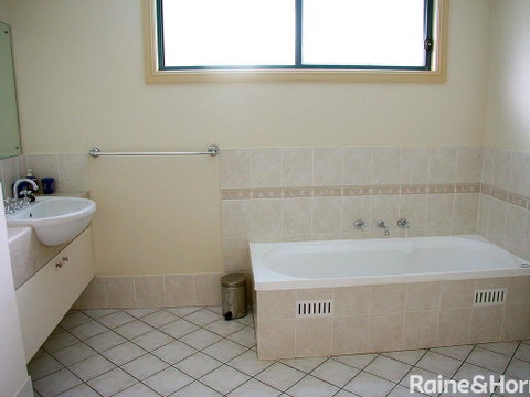Terrigal Gem - 3/9 Auld Street, Terrigal - Yamba Accommodation 3