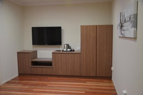 The Australian Hotel Motel - Yamba Accommodation 3