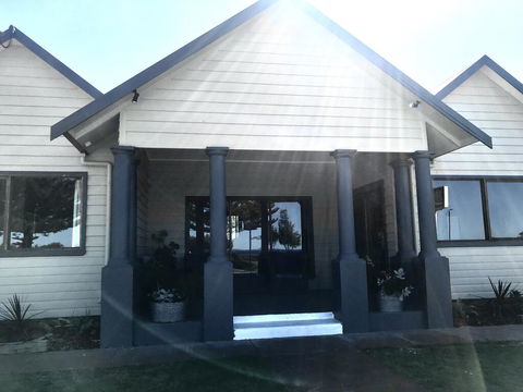 The Beach House & Villas - Yamba Accommodation 1