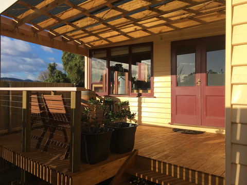 Bridge View Retreat - Yamba Accommodation 5