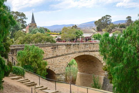 Bridge View Retreat - Yamba Accommodation 35