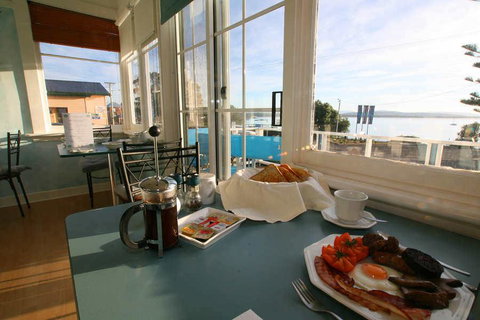 Freycinet Waters - Yamba Accommodation 3