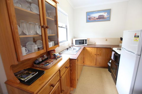 The Fox And Hounds Historic Hotel - Yamba Accommodation 4