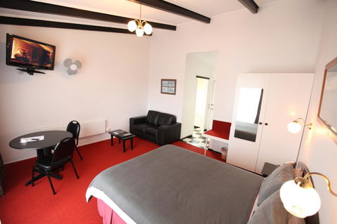 The Fox And Hounds Historic Hotel - Yamba Accommodation 34