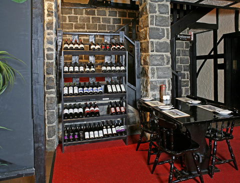 The Fox And Hounds Historic Hotel - Yamba Accommodation 23