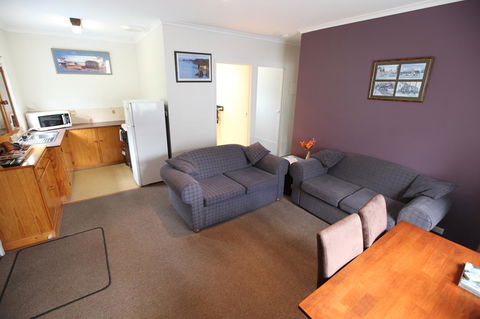 The Fox And Hounds Historic Hotel - Yamba Accommodation 18