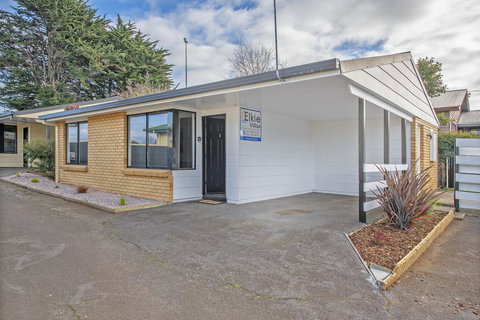 Elkie Villa - 2 Bedroom Unit - Burnie - Yamba Accommodation 0