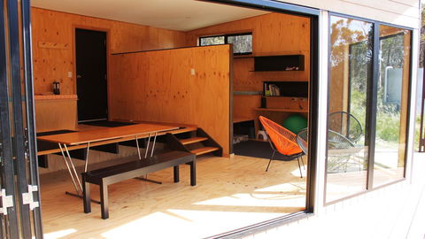 BAY OF FIRES ECO HUT Off Grid Experience At Binalong Bay - Yamba Accommodation 2