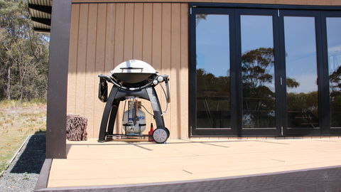 BAY OF FIRES ECO HUT Off Grid Experience At Binalong Bay - Yamba Accommodation 14