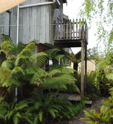 The Wombat Cottage - Yamba Accommodation 3