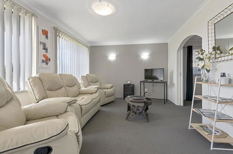 Aruba Apartments - Yamba Accommodation 9