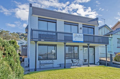 Aruba Apartments - Yamba Accommodation 1