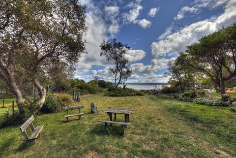 Tutumaz By The River - Yamba Accommodation 4