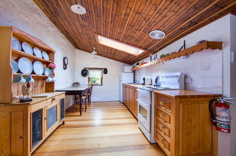 Wagners Cottages - Yamba Accommodation 35