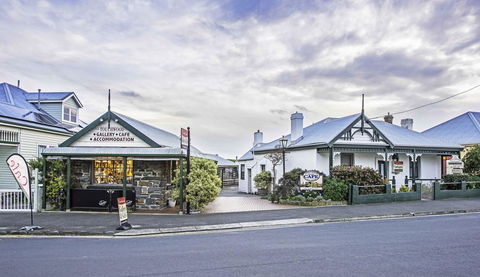 Touchwood Cottages - Yamba Accommodation 0
