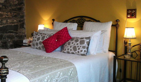 Touchwood Cottages - Yamba Accommodation 28