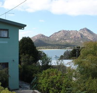 Coles Bay Waterfronter 2 - Yamba Accommodation