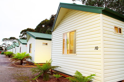 Strahan Beach Tourist Park - Yamba Accommodation 0