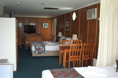 Point Lonsdale Guest House - Yamba Accommodation 2