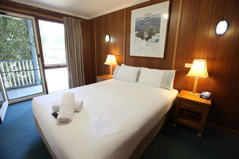 Point Lonsdale Guest House - Yamba Accommodation 10