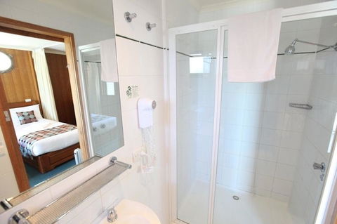Point Lonsdale Guest House - Yamba Accommodation 23