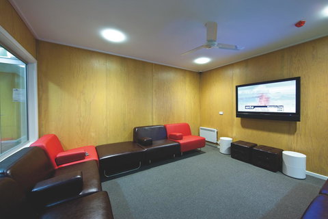 The Island Accommodation - Yamba Accommodation 18