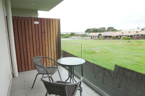 The Apollo - Yamba Accommodation 19