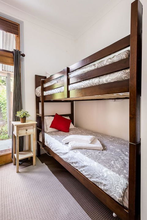 Avalon House - Yamba Accommodation 15