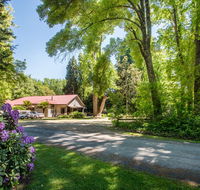 Avalon House - Yamba Accommodation