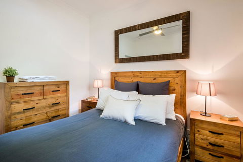 Avalon House - Yamba Accommodation 5