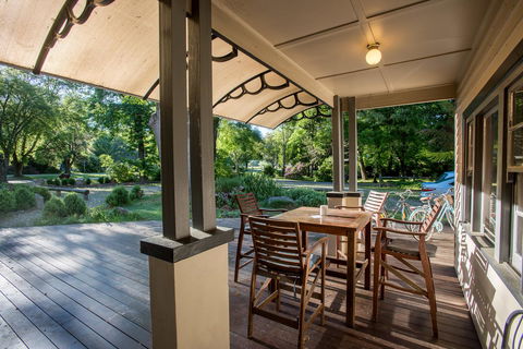 Avalon House - Yamba Accommodation 14