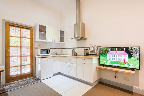 Avalon House - Yamba Accommodation 31