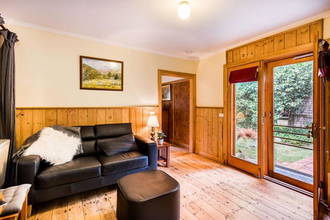 Avalon House - Yamba Accommodation 8