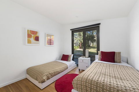 Apollo Bay Cottages - Yamba Accommodation 15