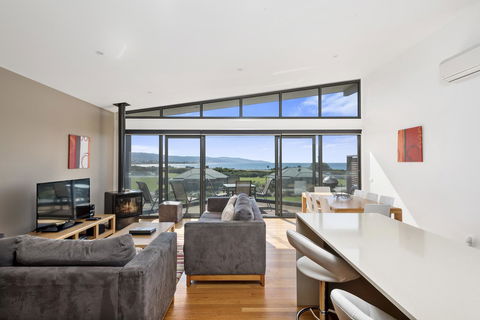 Apollo Bay Cottages - Yamba Accommodation 13