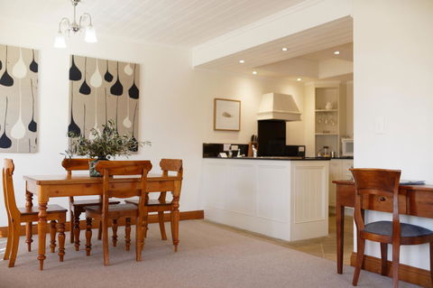 54 On Bank - Yamba Accommodation 15