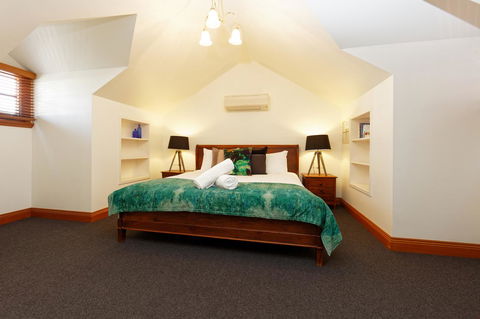 54 On Bank - Yamba Accommodation 41